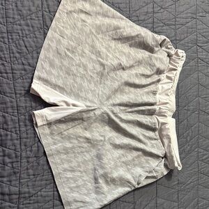 Women's Gray Houndstooth Shorts